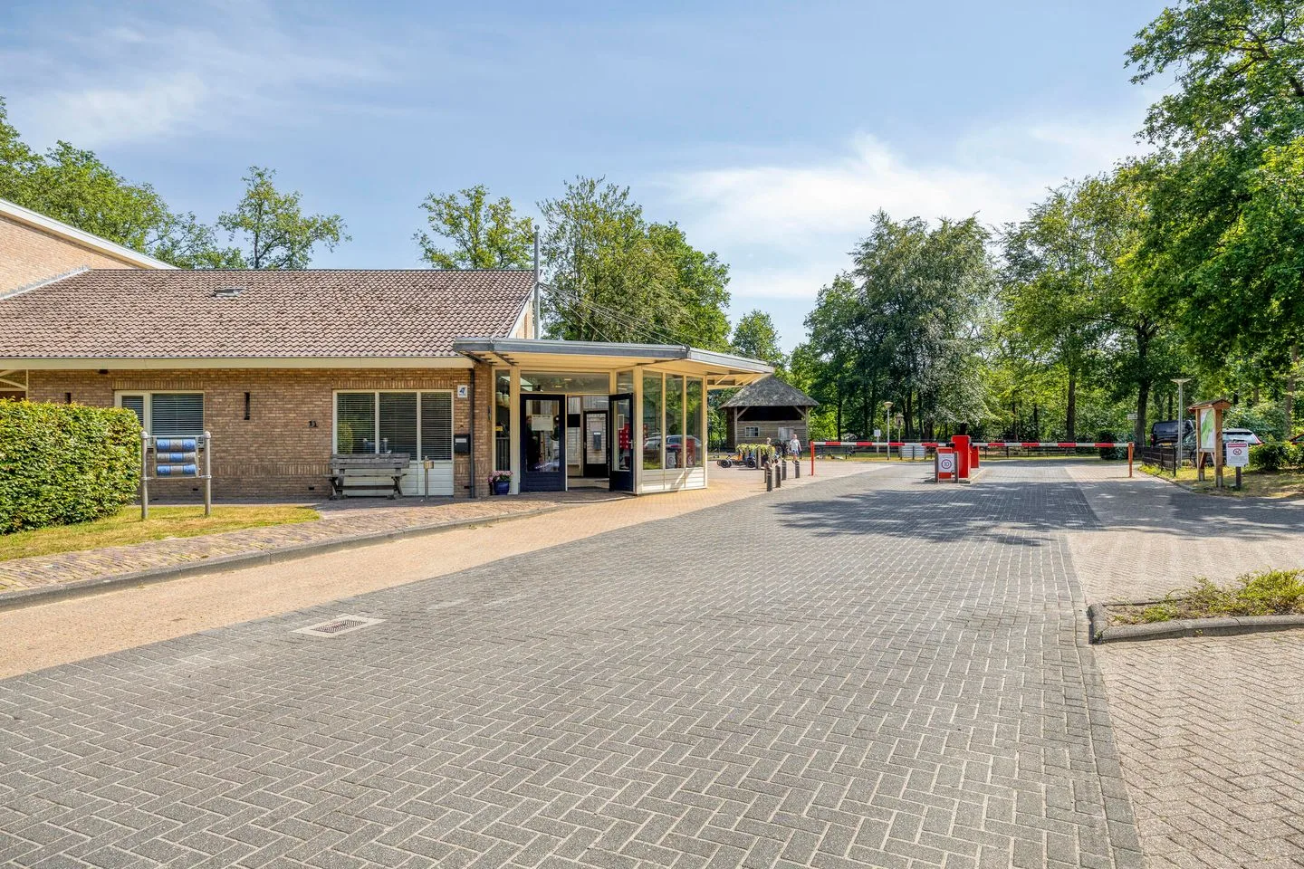 Duerswâldmer Wei 11 13 Bakkeveen thumbnail 32