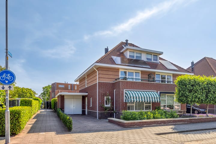 Duifkruid 24 in Tiel photo