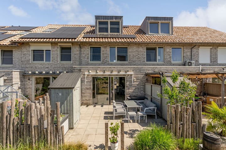 Duinbeekstraat 30 in Almere Foto