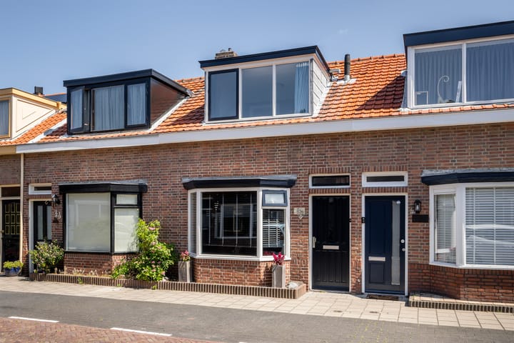 Duinstraat 27 in Monster foto