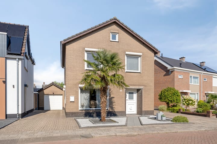 Duivenstraat 74 in St. Willebrord Foto