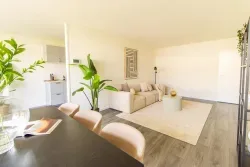 Logo of Dutch Broker