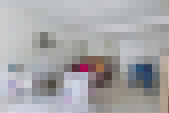 Eastein 12 Peazens thumbnail 8