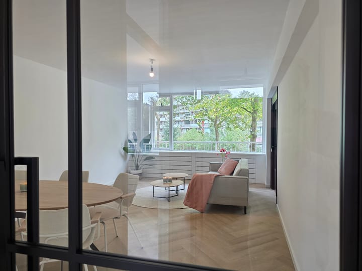 Photo of property Edamstraat 9, 's-Gravenhage