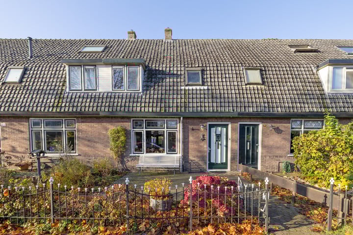 Eemnesserweg 30 in Huizen photo