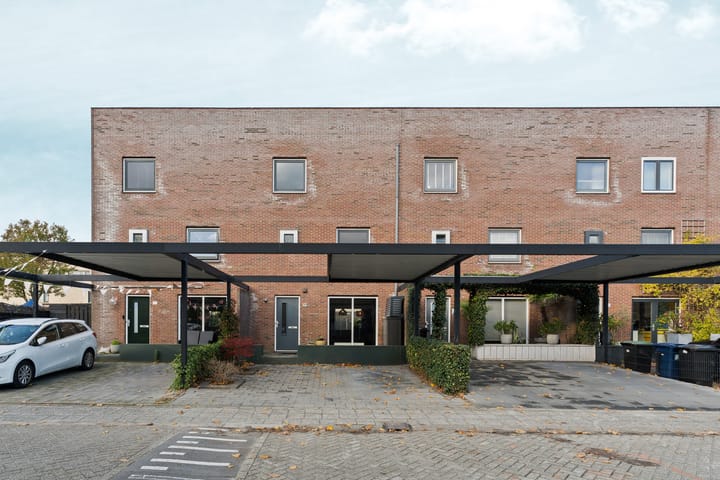 Eendrachtstraat 27 in Almere foto