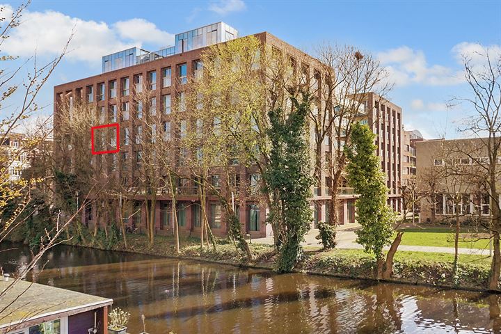Eerste Constantijn Huygensstraat 24E in Amsterdam Foto