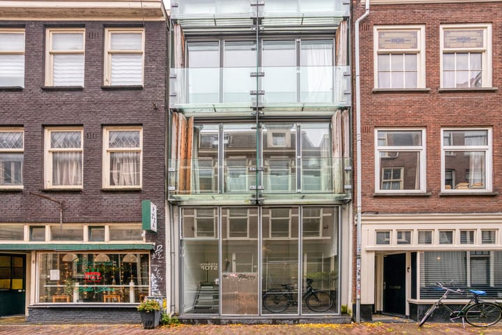 Eerste Goudsbloemdwarsstraat 7A en Amsterdam foto