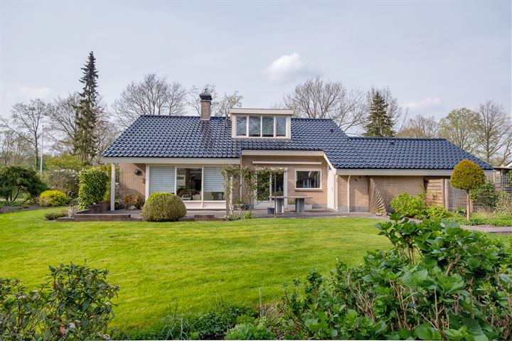 Eerste Laan 12 in Norg Foto