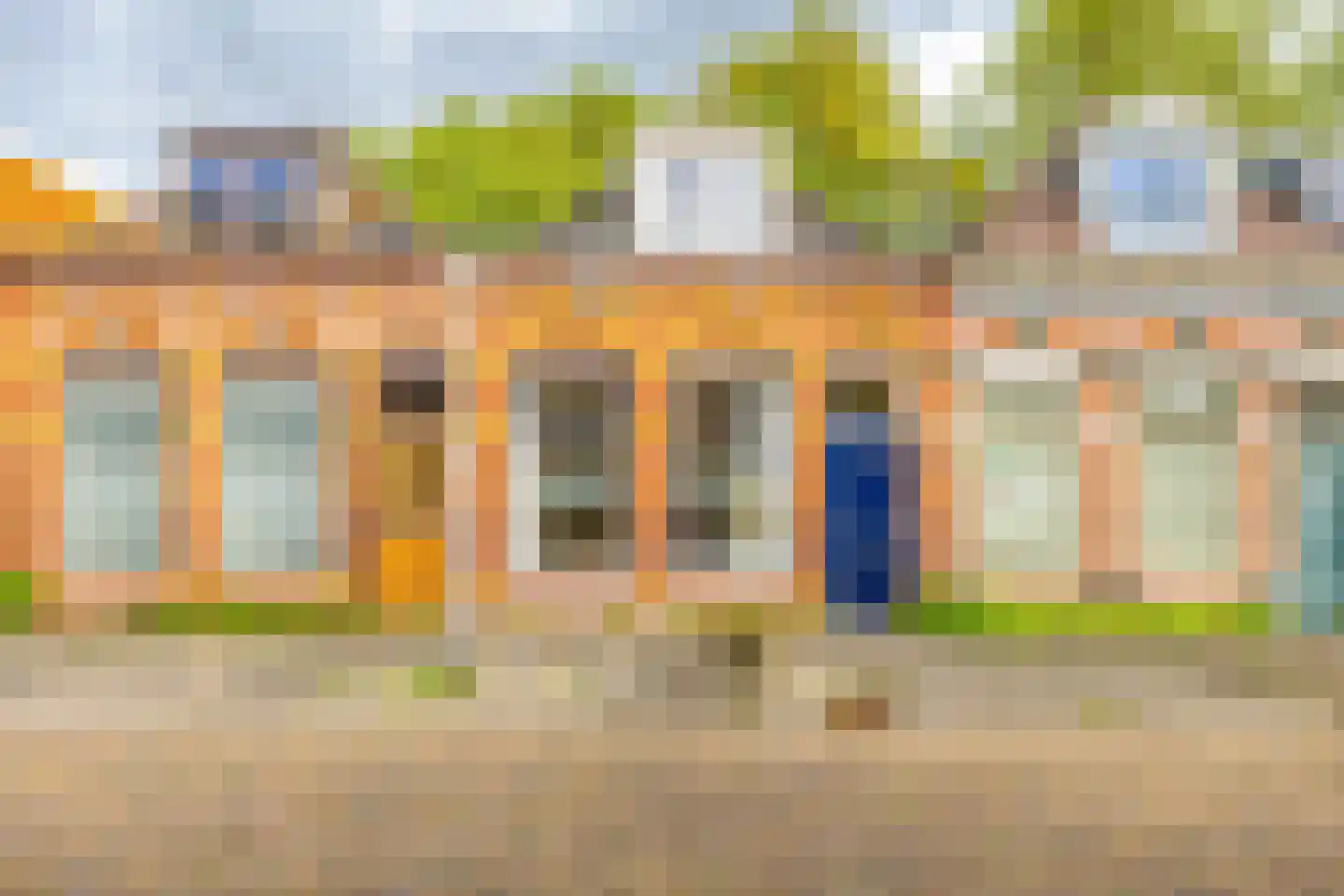 Eerste Spoorstraat 12 in Groningen