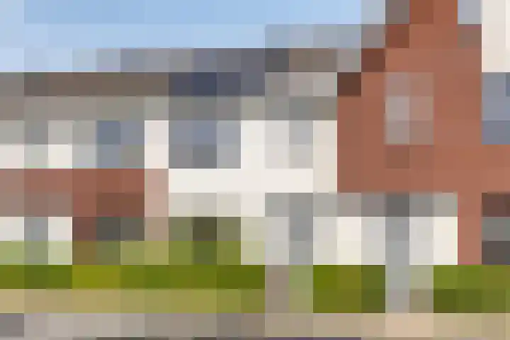 Eikebladvlinder 59 Enschede thumbnail 5