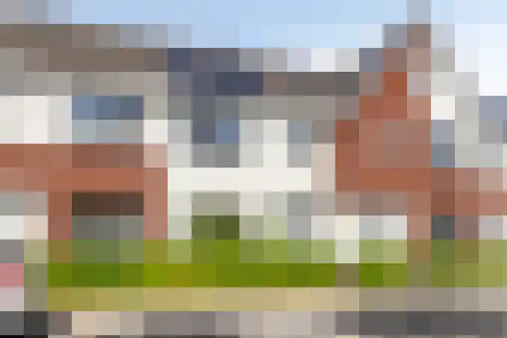 Eikebladvlinder 59 Enschede thumbnail 7