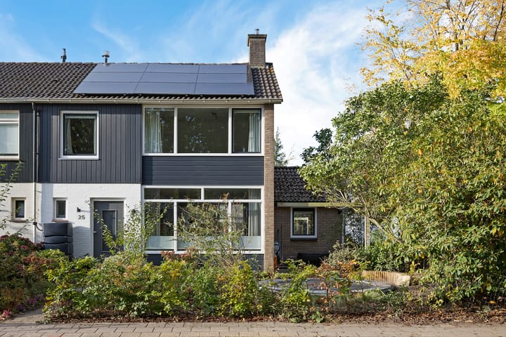 Eikenlaan 25 in Zuidlaren Foto