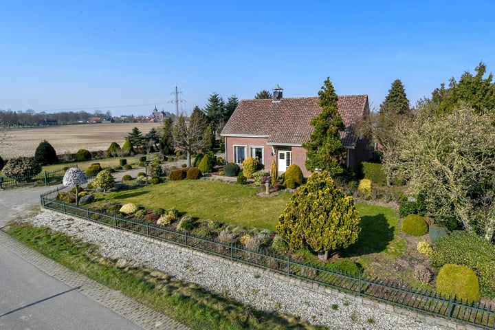 Eiland 9 en Neer foto