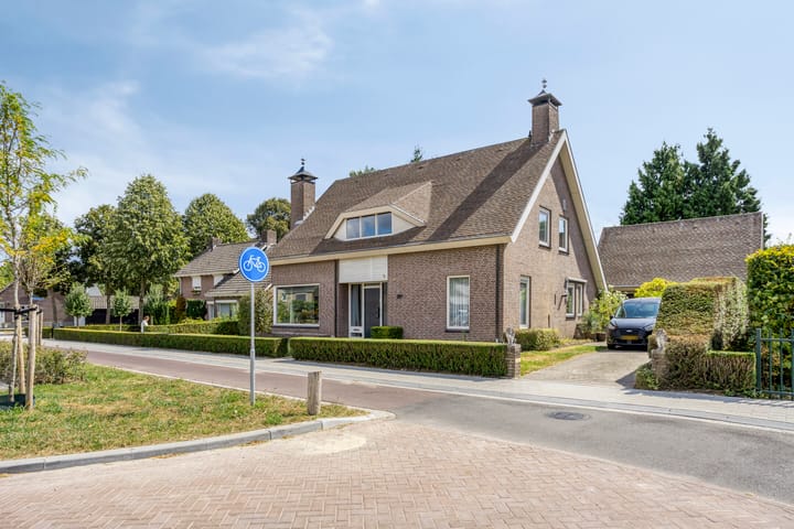 Eindhovenseweg 35a en Steensel foto
