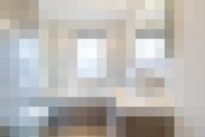 Einekroas 21 Burgum thumbnail 4
