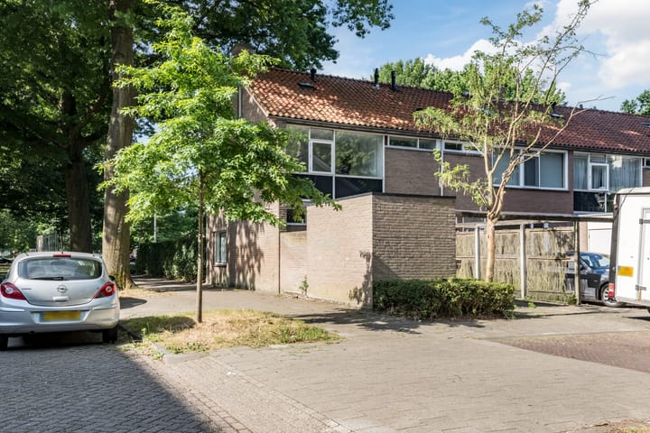 Elandsgang 1 in Tilburg photo