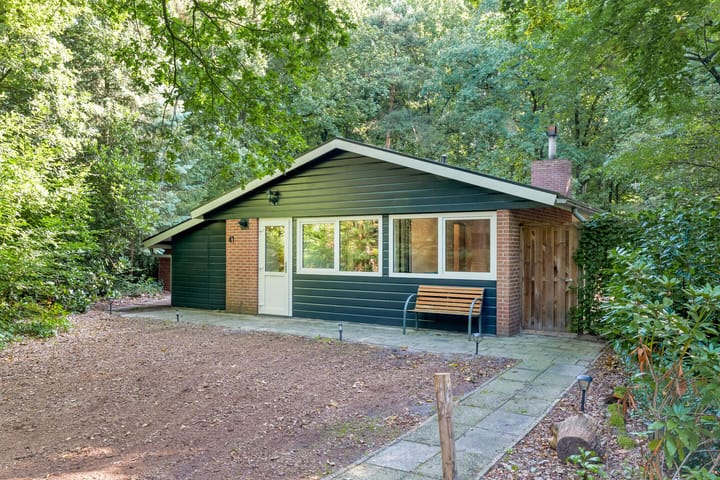 Elfde Wijk 40a-R41 dans Rheezerveen photo