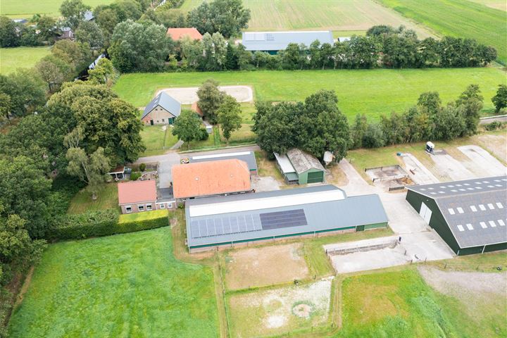 Elleboogsvaart 20 en Haulerwijk foto