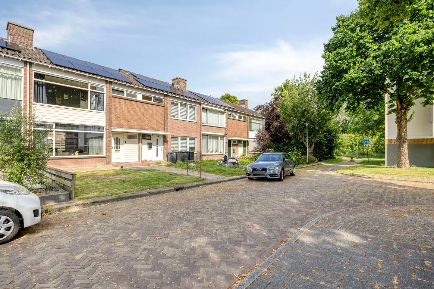 Ellen 19 Assen thumbnail 4
