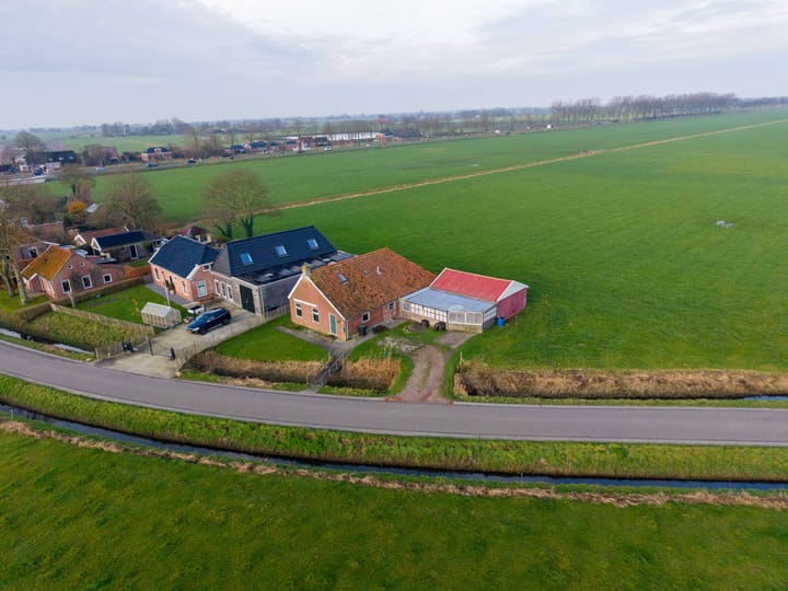 Photo of property Ellerhuizen 16, Bedum