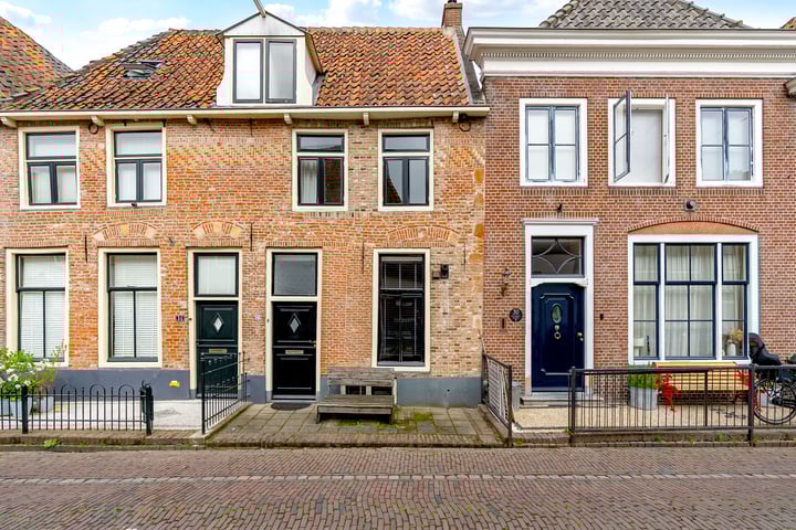 Ellestraat 32 en Elburg foto