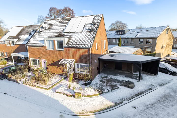 Else Mauhsstraat 145 in Hengelo