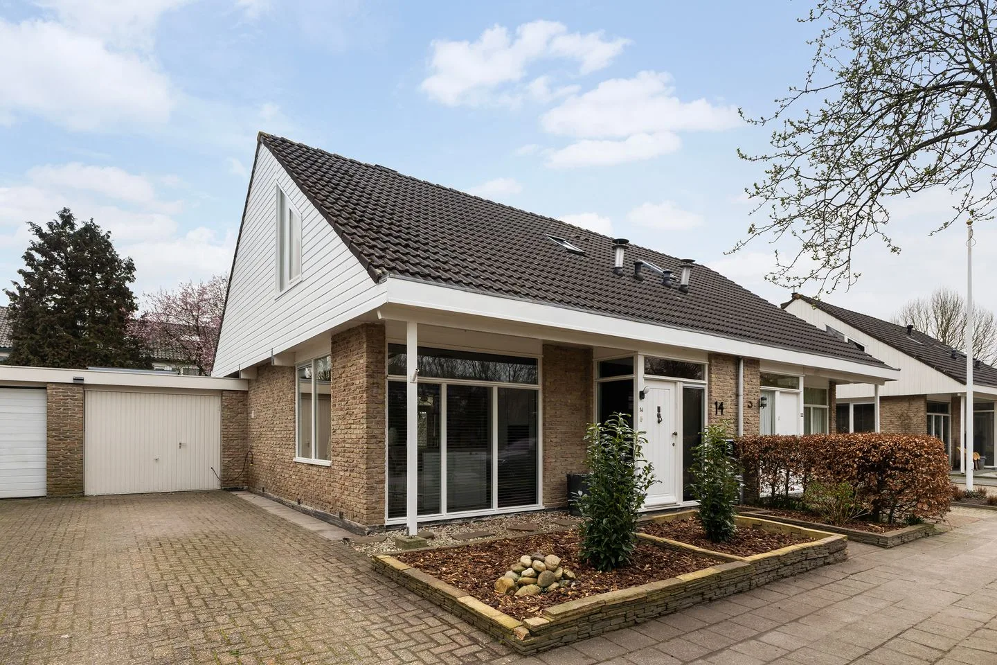 Elzekamp 14 en Tytsjerk