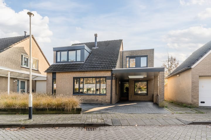 Elzenbroek 2 in Breda Foto