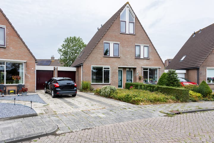 Elzenlaan 23 in Dokkum