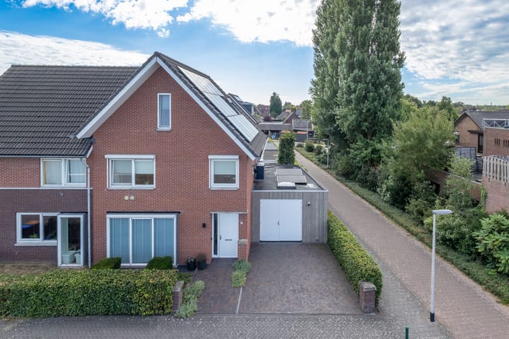 Emailleerstraat 2 in Gaanderen Foto