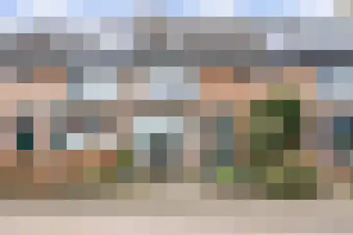 Emmalaan 34 in Woubrugge