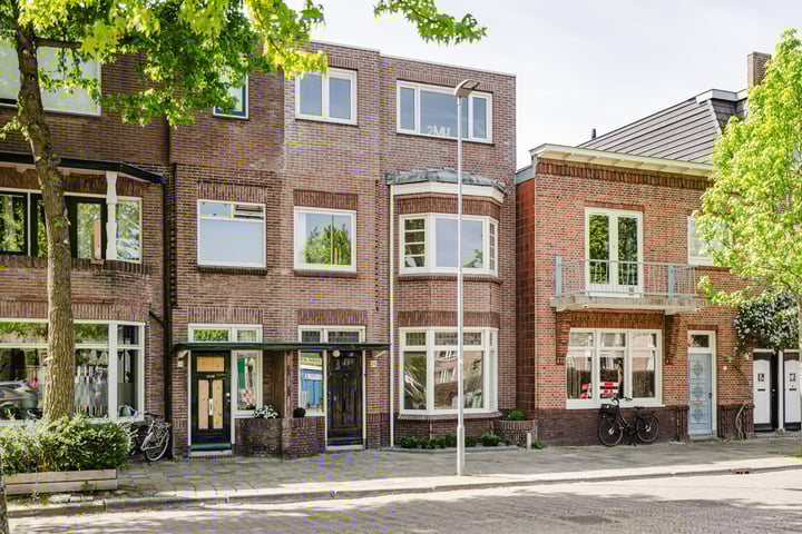 Emmaplein 26 in Haarlem photo