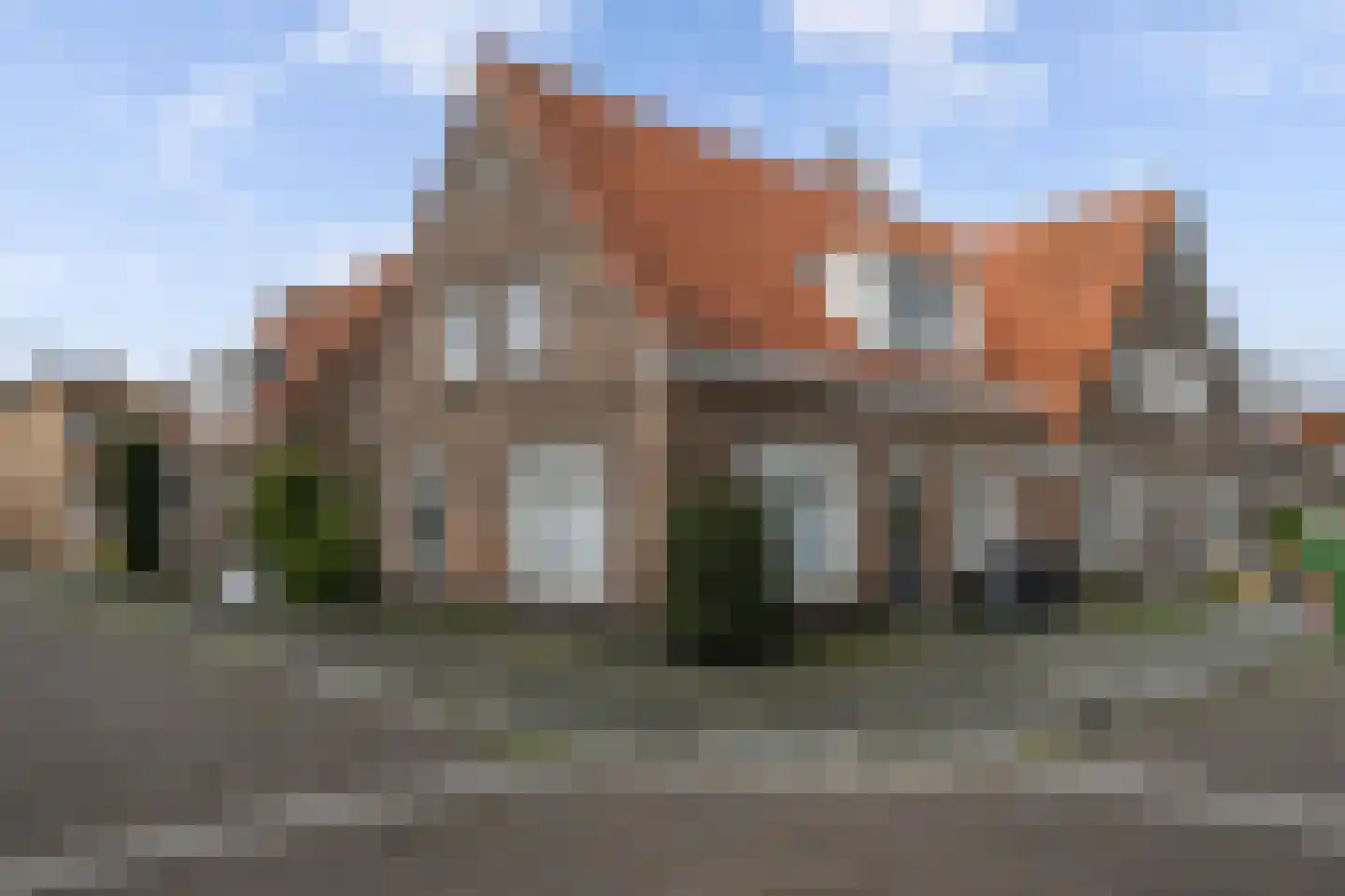 Emmastraat 1 in Voorburg