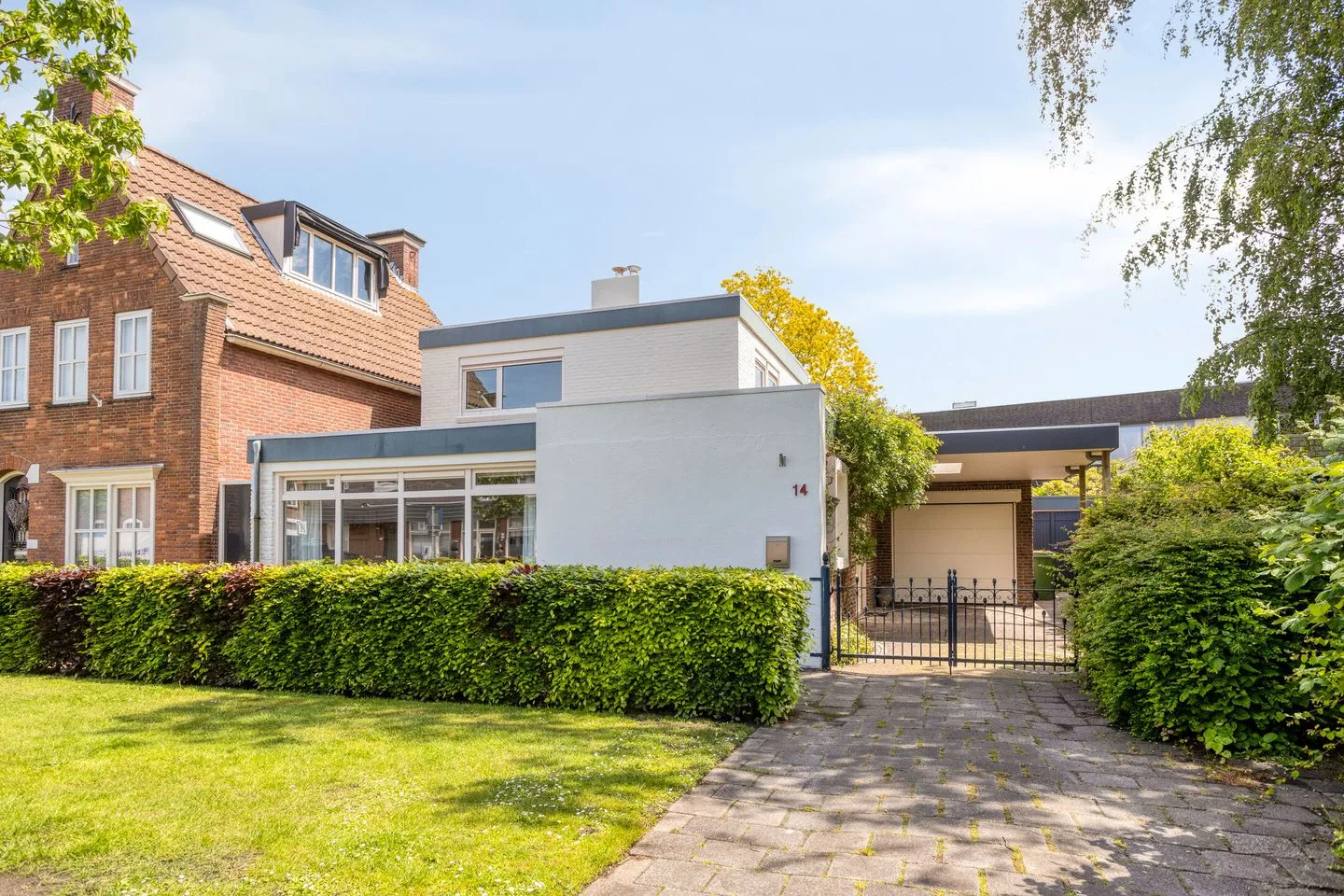 Emmastraat 14 in Roosendaal