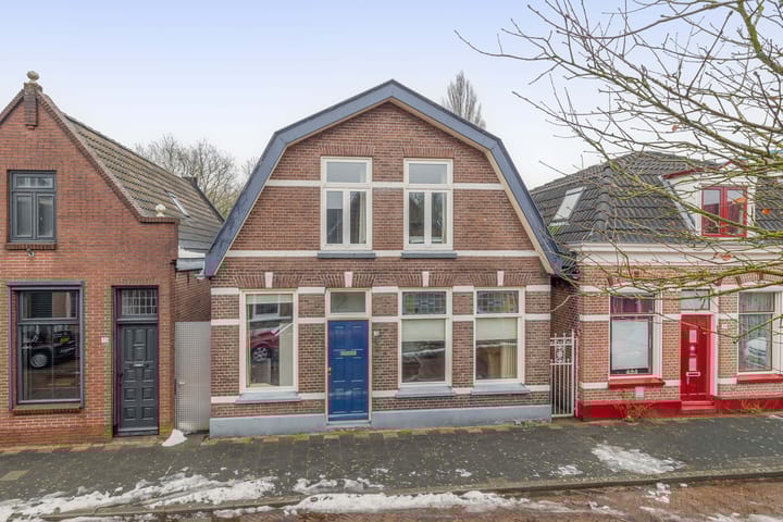 Photo of property Emmastraat 37, Meppel