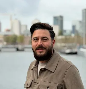Foto van Enes Konya