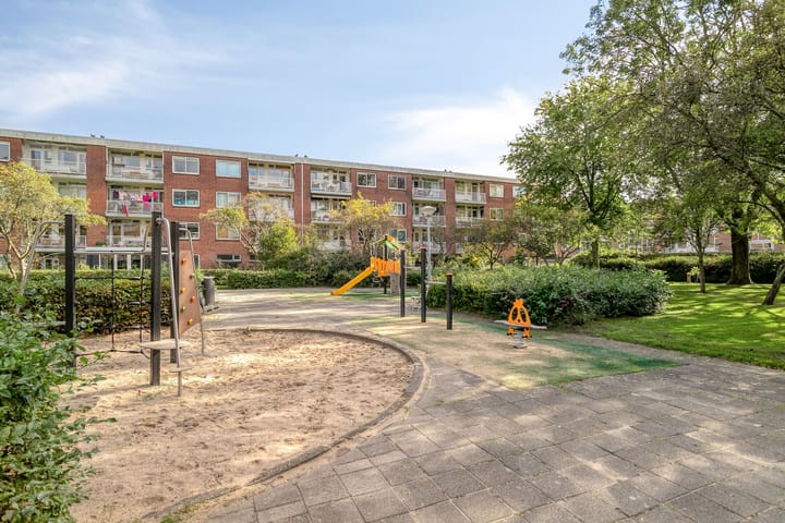 Photo of property Ennemaborg 32, Amsterdam