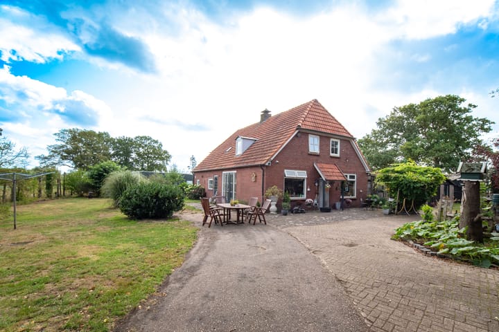 Enterveenweg 6 en Rijssen foto