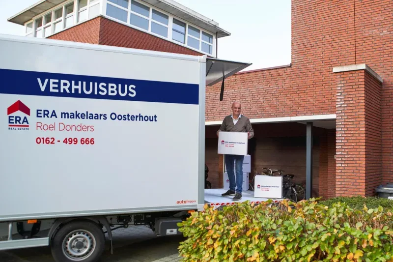 Photo de bureau de ERA makelaars Oosterhout, klantbeoordeling 9,5!