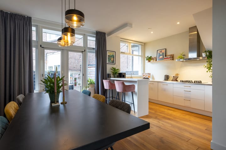 Erasmussingel 74A in Rotterdam