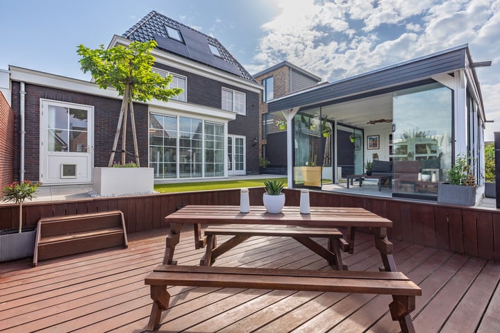 Ernest Waltonstraat 5 in Almere Foto