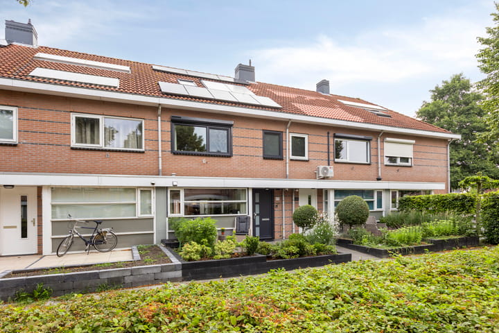 Escudo 49 in Dronten Foto