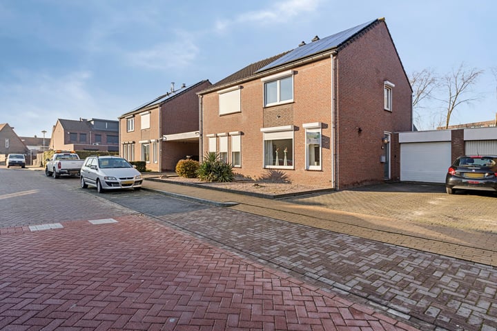 Esdoornstraat 35 in Landgraaf foto