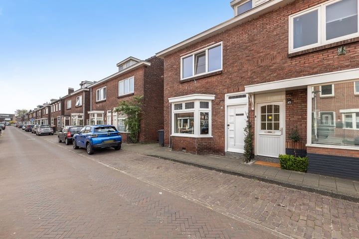 Esdoornstraat 43 en Enschede foto