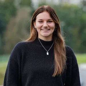 Photo of Esmée Lanson