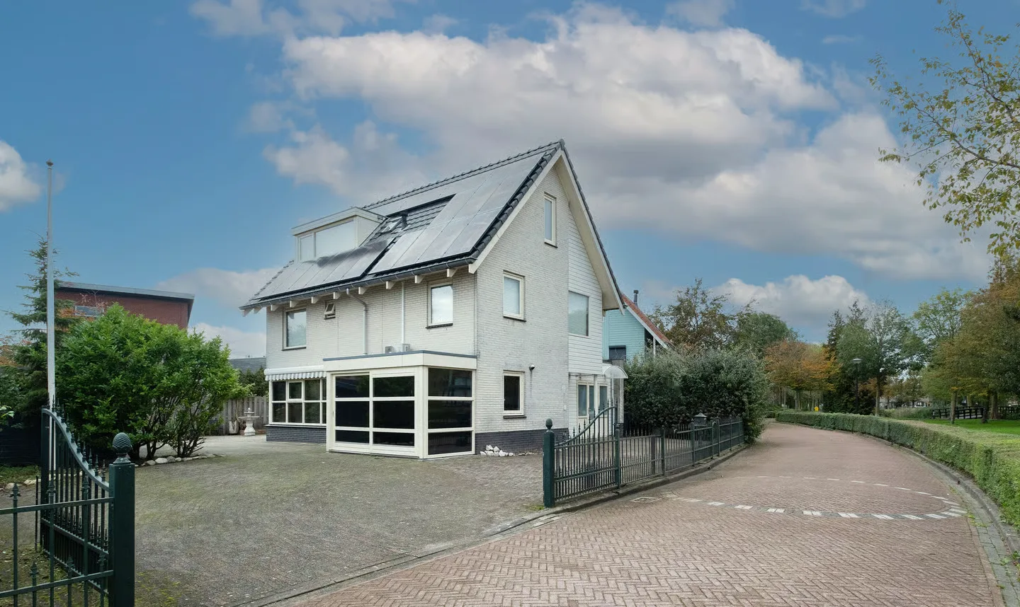 Esther de Boer van Rijkpark 22 in Heerhugowaard