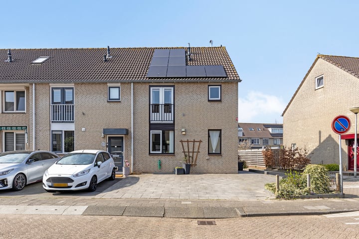 Eufraatstraat 19 in Spijkenisse Foto