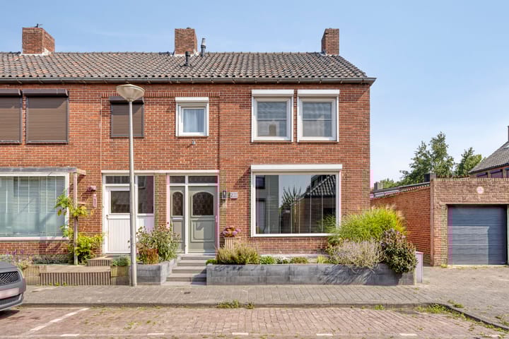 Europastraat 2 in Ossendrecht foto