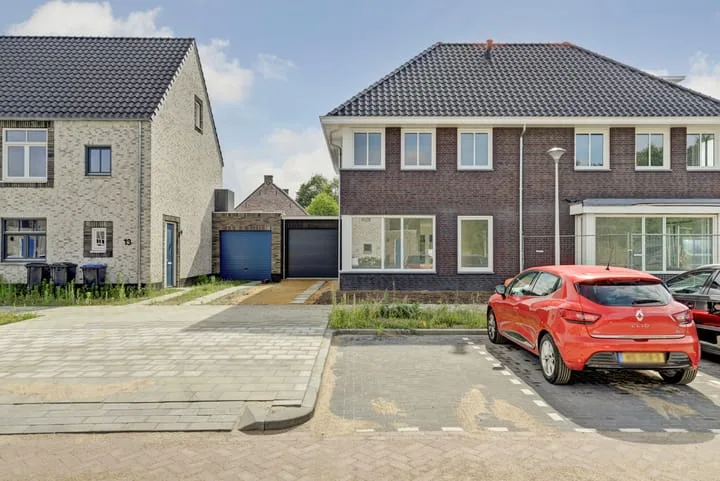 Everzwijnstraat 15 Rucphen foto 2